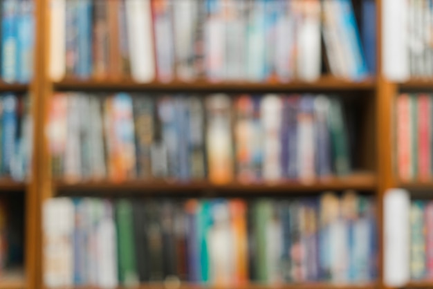 我父亲总是在我睡觉的时候进来怎么办 我睡觉时父亲睡了我